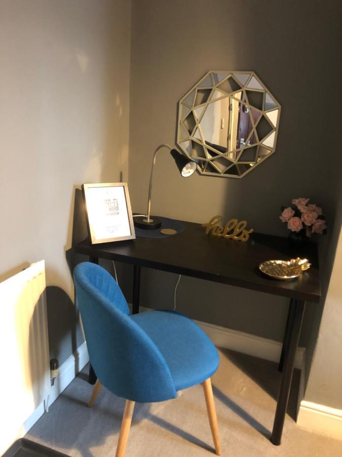 3. Stylish Private Double Room Near Manchester City Centre Ngoại thất bức ảnh