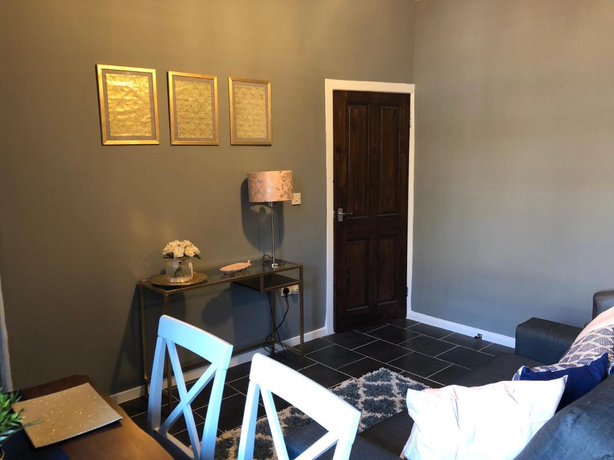 3. Stylish Private Double Room Near Manchester City Centre Ngoại thất bức ảnh