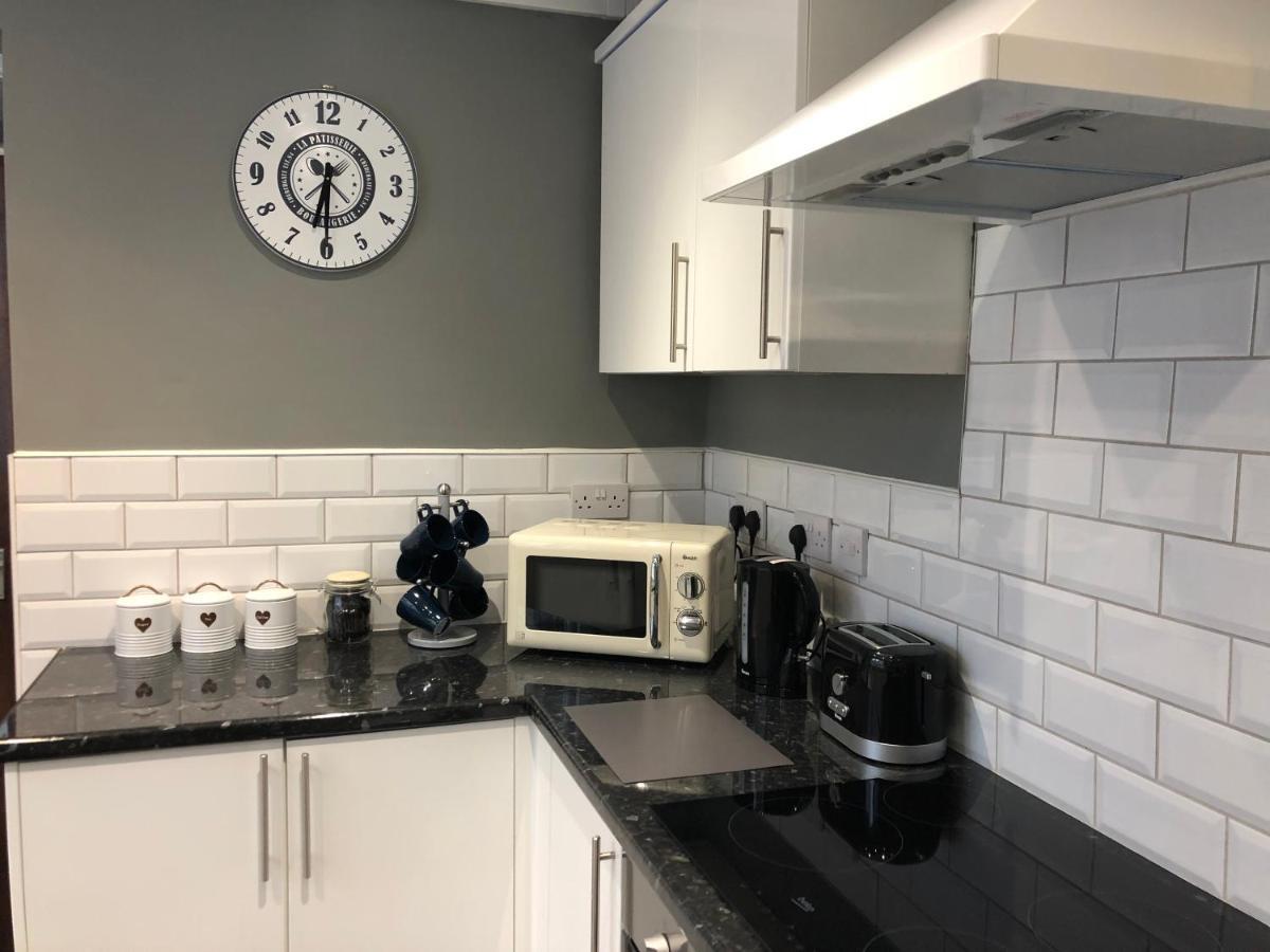 3. Stylish Private Double Room Near Manchester City Centre Ngoại thất bức ảnh