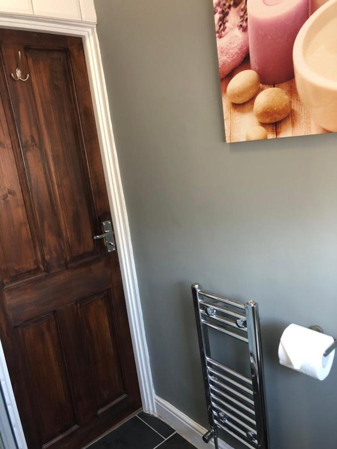 3. Stylish Private Double Room Near Manchester City Centre Ngoại thất bức ảnh