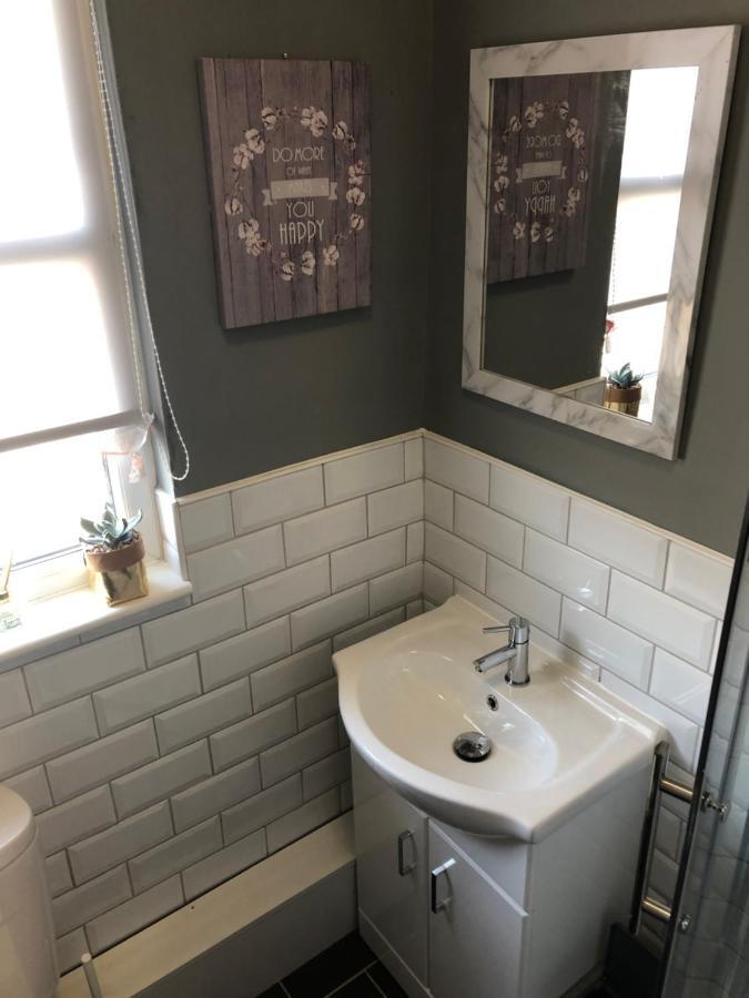 3. Stylish Private Double Room Near Manchester City Centre Ngoại thất bức ảnh